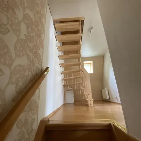 Semi-detached Near Apartment